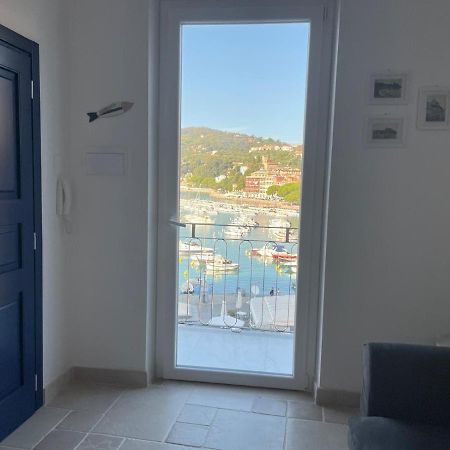 Suite Ventidue - Fronte Mare Lerici Extérieur photo