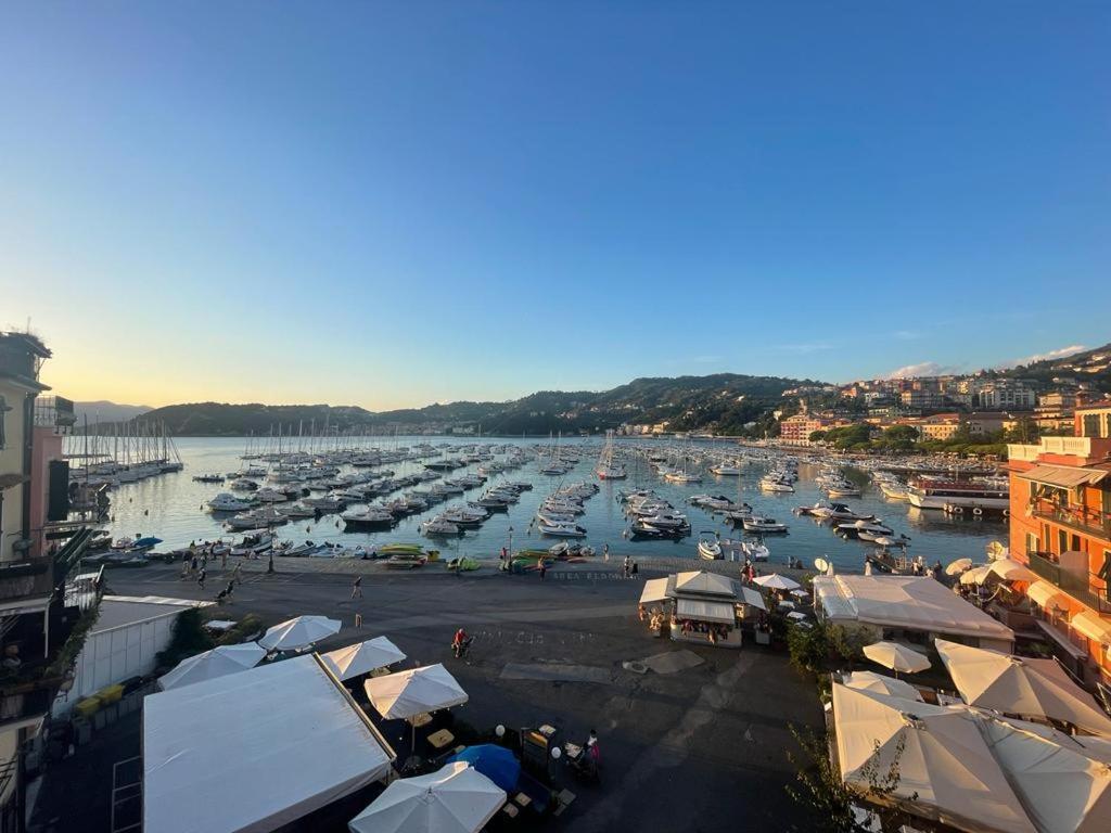 Suite Ventidue - Fronte Mare Lerici Extérieur photo